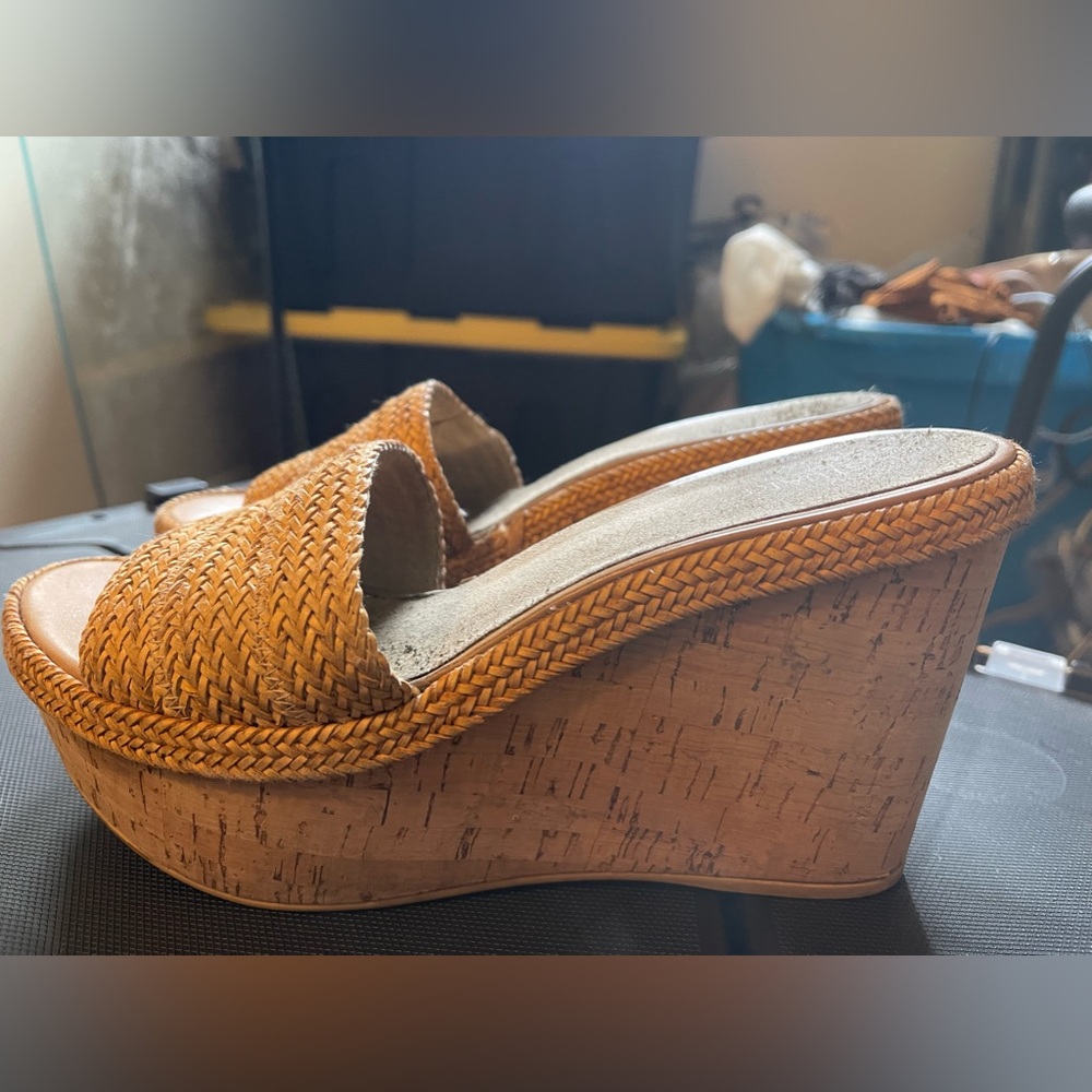 Stuart Weitzman Slides Size 37 - image 8